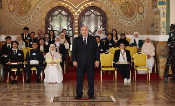 Le président de la République préside la cérémonie de distinction des meilleurs lauréats du Baccalauréat et du BEM